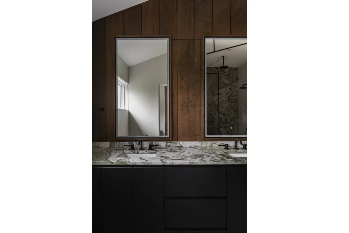 Kristen Bathroom and Bedroom in Buffalo