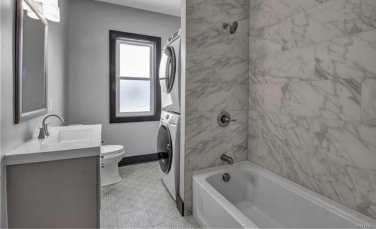 Clarence NY master bathroom contractor