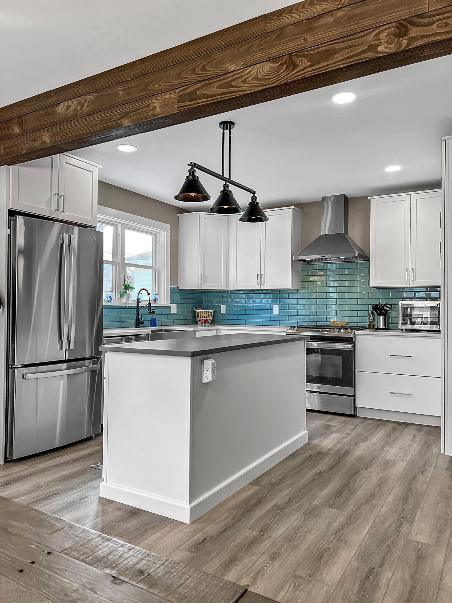 kitchen remodeling contractor