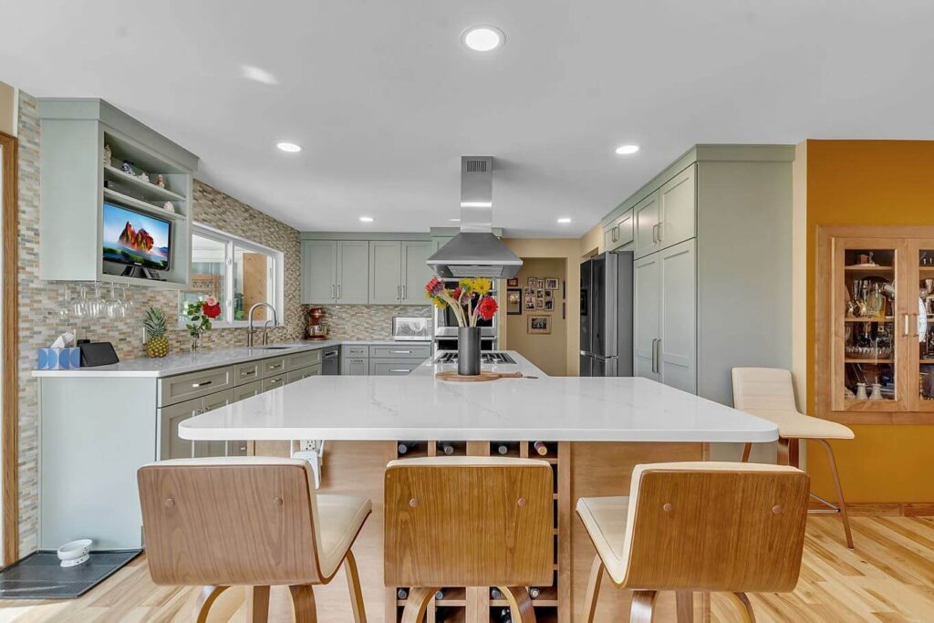 kitchen designed by Leleya Tsygyrlash