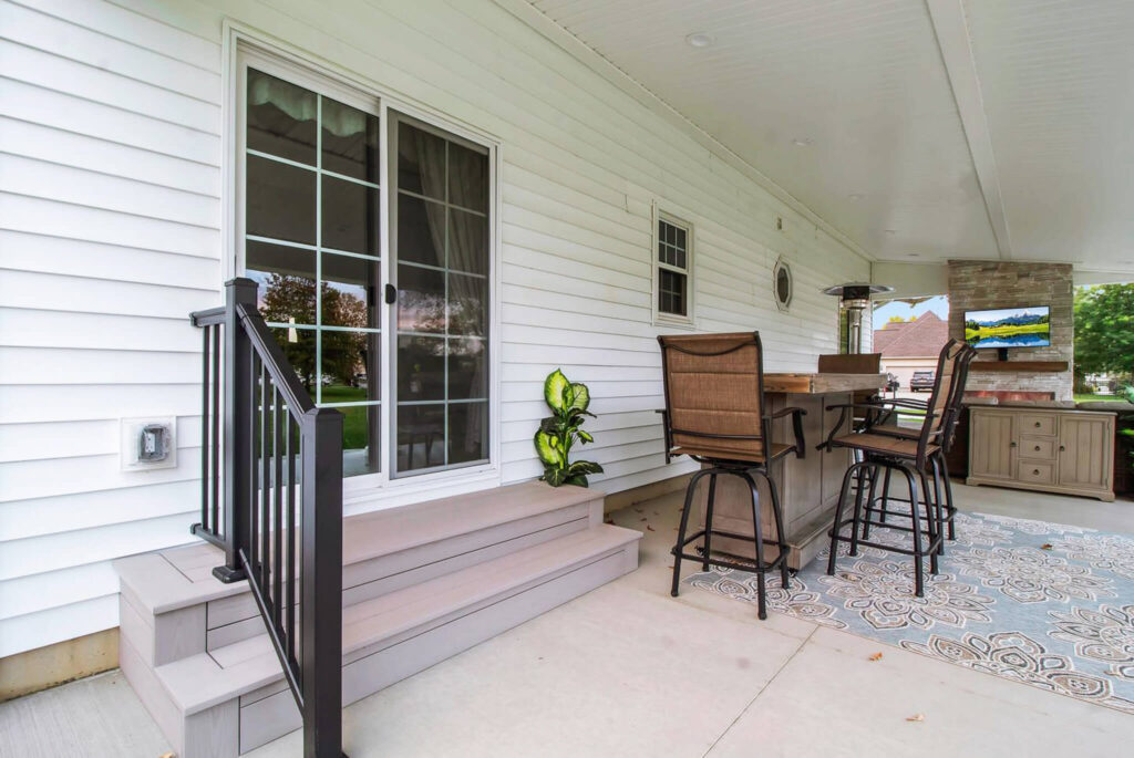 covered porch patio build in buffalo ny