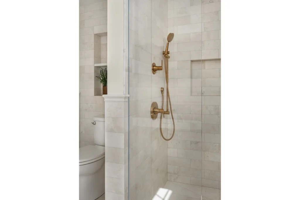 Jesella bathroom in bufallo