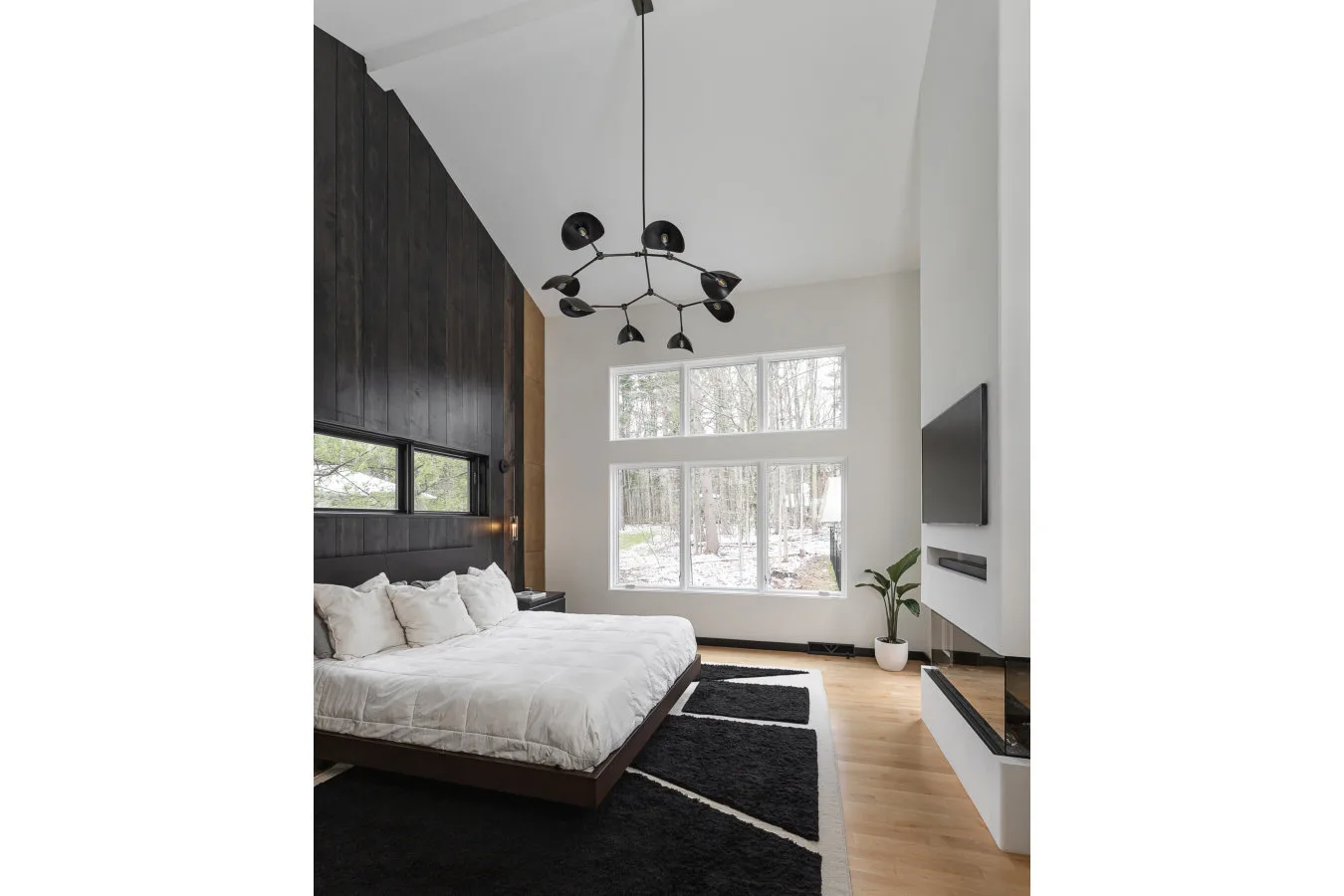 Kristen Bathroom and Bedroom in Buffalo