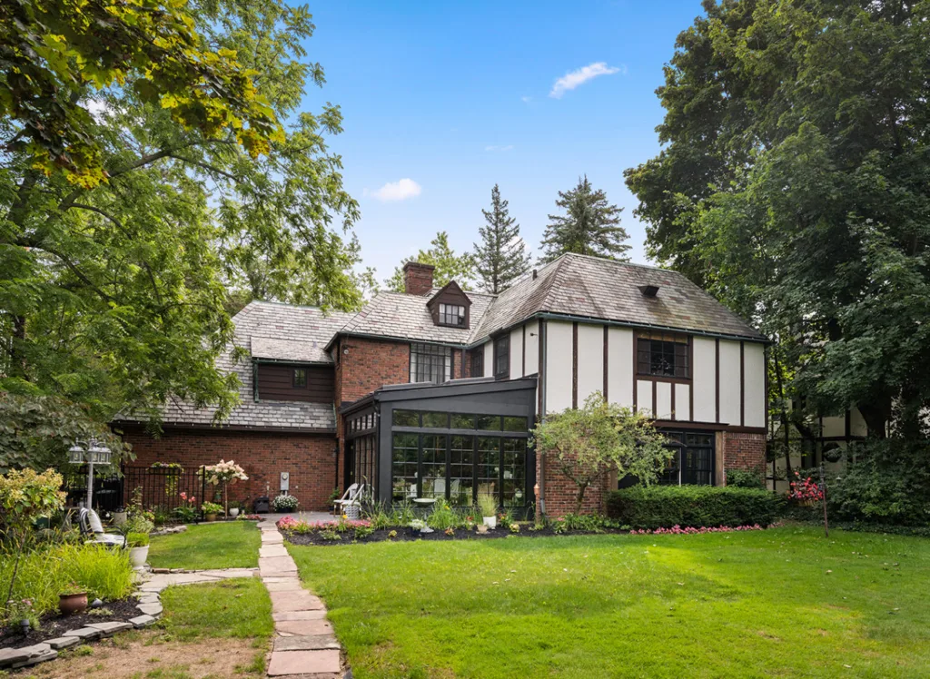 Brantwood Addition in Buffalo